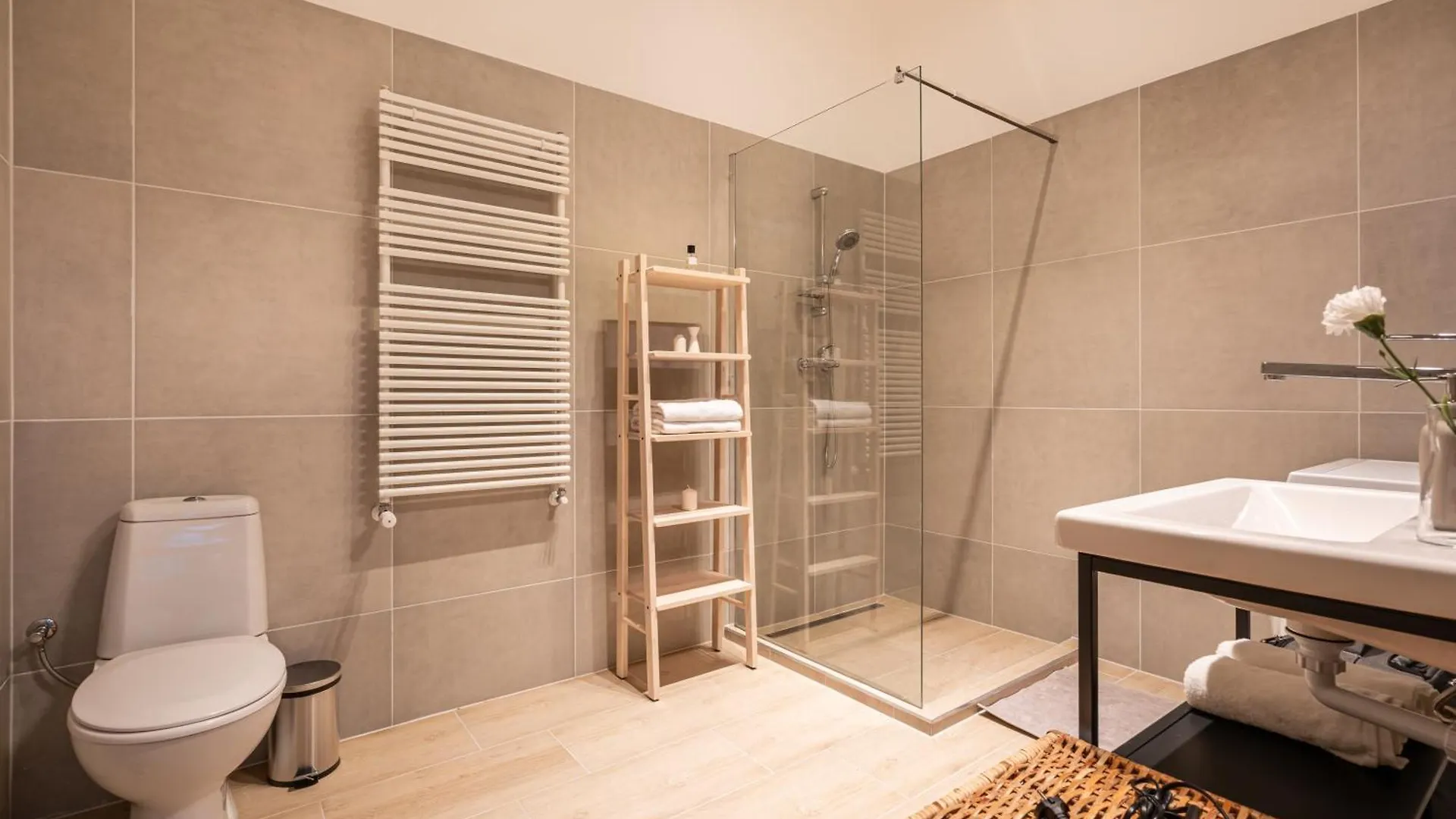 Draco Suite With A/C Budapest Lägenhet